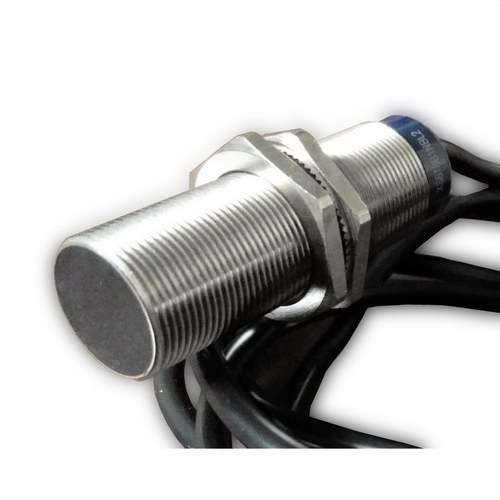 Sensor de proximidad Telemecanique Sensors M8 alcance 2.5 mm con referencia XS608B1NAL2 de la marca TELEMECANIQUE