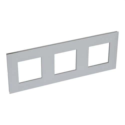 Marco embellecedor de 3 elementos aluminio/cromo Valena Next con referencia 741043 de la marca LEGRAND