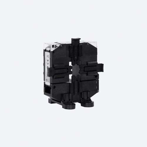 Transformador de corrent TQ-6 200 /5A amb referència M74026. de la marca CIRCUTOR