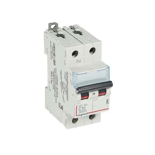 Magnetotèrmic DX3 1P+N 10A Corba C 6/10kA amb referència 407754 de la marca LEGRAND