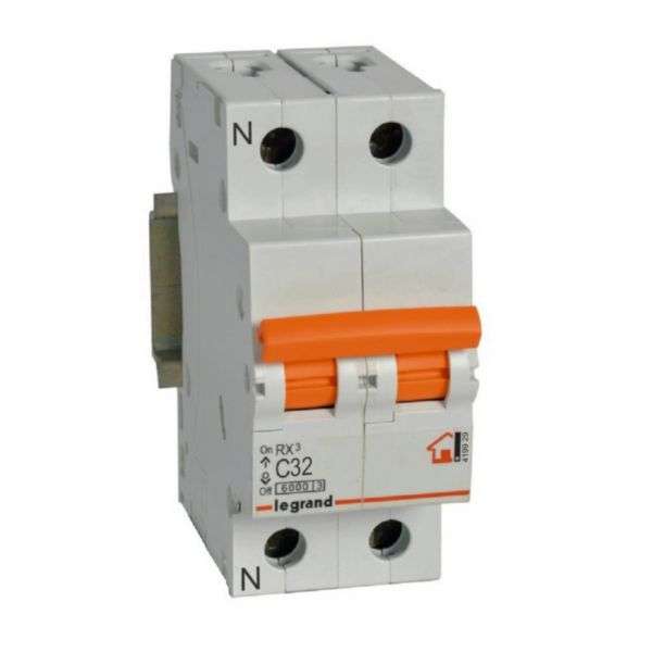 Magnetotèrmic RX³ - 1P+N - 230V~ - 32A - corba C amb referència 419929 de la marca LEGRAND
