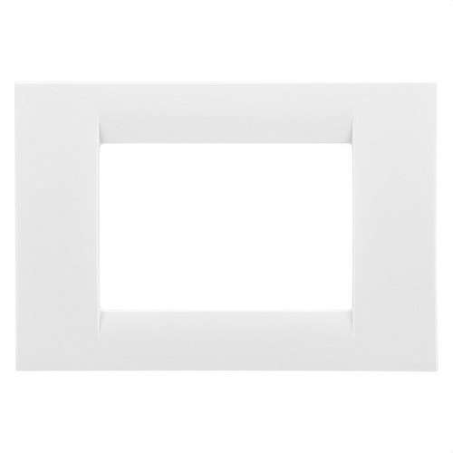Placa de 3 mòduls blanc núvol System amb referència GW22103 de la marca GEWISS