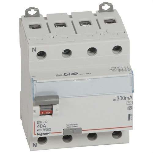 Diferencial DX3 4P 40A 300mA Classe AC amb referència 411665 de la marca LEGRAND