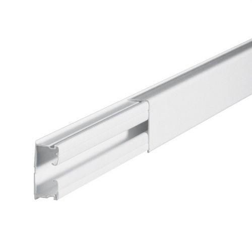 Moldura blanca DLPlus 32x16mm con 1 compartimento con referencia 030804 de la marca LEGRAND