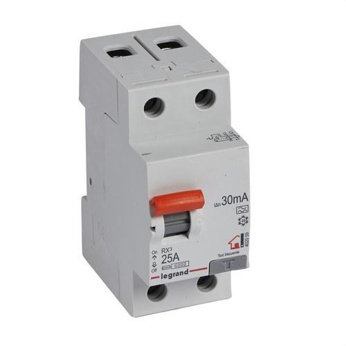 Diferencial RX³ 2P 25A 30mA con referencia 402059 de la marca LEGRAND