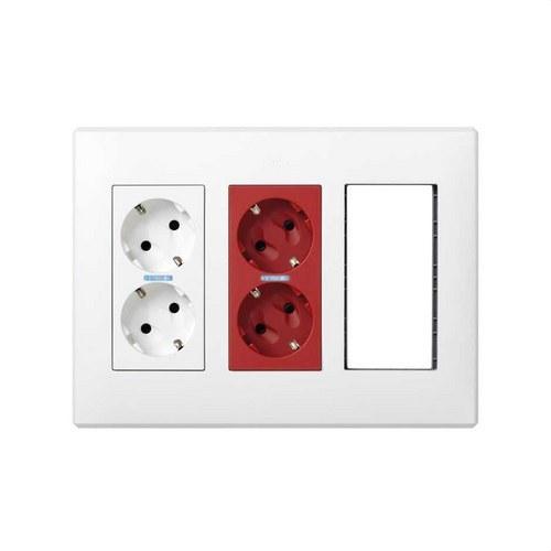 Kit caja pared superficie-empotrar 3 elementos dobles con 1 enchufe doble,1 SAI doble,2 elementos vacíos blanco Simon 500 Cima con referencia 51000309-030 de la marca SIMON