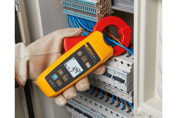 Pinça amperimètrica per a corrents de fuga de valor eficaç veritable Fluke 368 FC amb referència 4709907 de la marca FLUKE