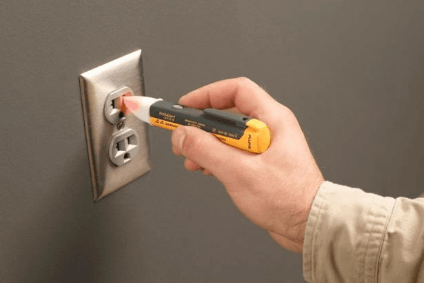 Comprovador elèctric Fluke 1AC II VoltAlert™ amb referència 2432932 de la marca FLUKE