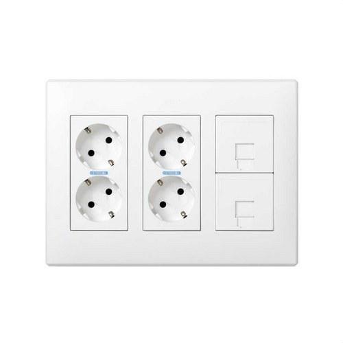 Kit caixa paret de superfície o encastar per a 3 elements dobles amb 2 endolls dobles i 2 plaques 1 RJ45 blanc Simon 500 Cima amb referència 51000301-030 de la marca SIMON