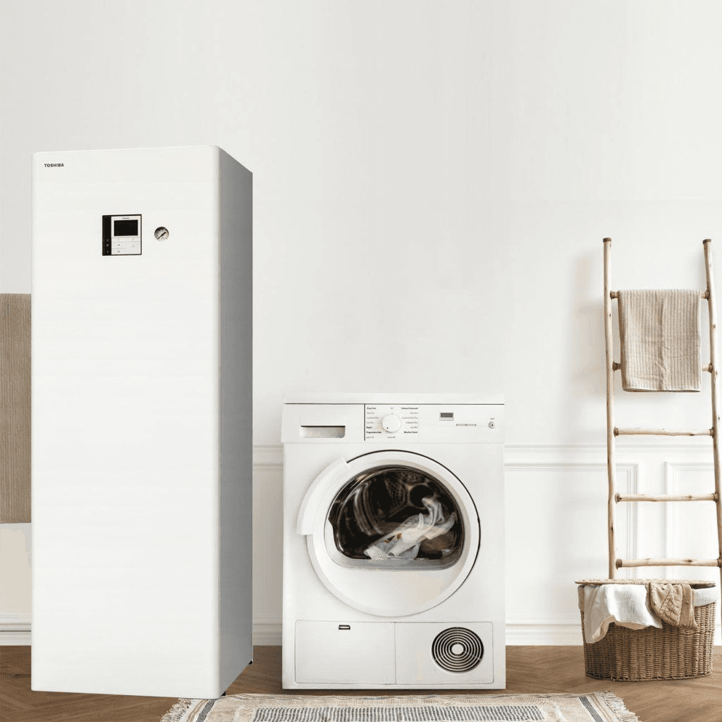 Toshiba Estía All-In-One Beta Y 65 11 kW 210 Liters Aerothermal Set - Three-Phase with reference ESTIAALLINONEBETAY65 from the brand TOSHIBA