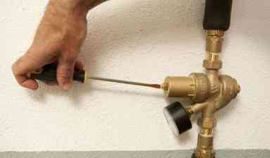 Reductor de presión de agua